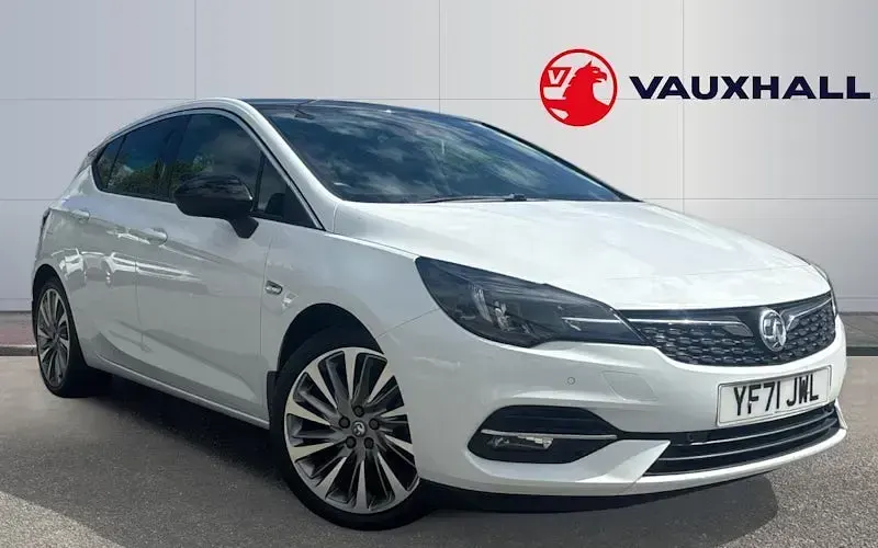 Used Vauxhall Astra Edition 145 HP (106 kW) 2021 Hatchback