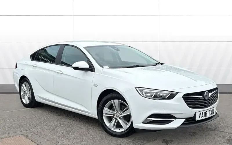 Used Vauxhall Insignia Design Edition 165 HP (121 kW) 2020 Hatchback