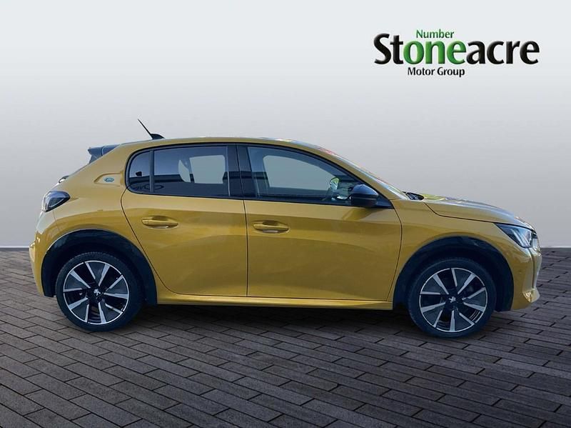 Used Peugeot e-208 Premium 100 kW (136 HP) 2023 Yellow Hatchback
