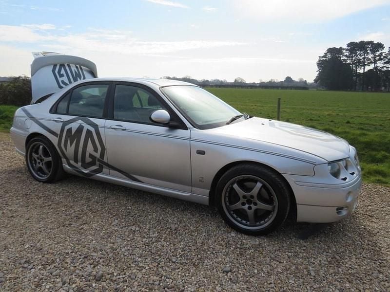 Used MG ZT SE 260 HP (191 kW) 2003 Silver Sedan
