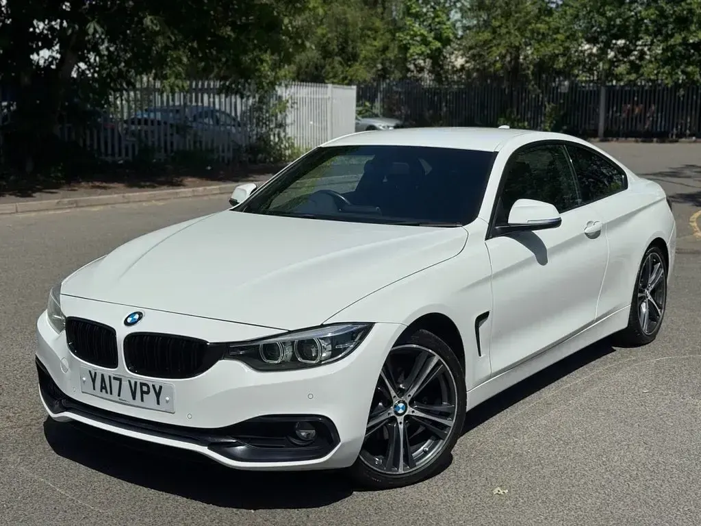 Used BMW 420 Sport Line 190 HP (139 kW) 2017 White Coupe