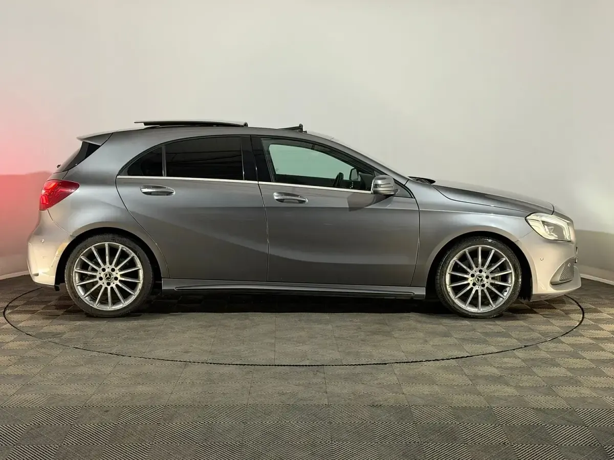 Used Mercedes A200 AMG Line Premium Plus 136 HP (100 kW) 2017 Grey Hatchback