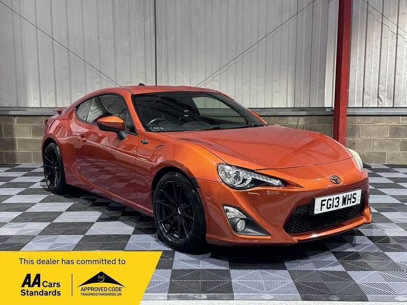 Orange Used 2013 Toyota GT86 GT Coupe | £10,695 (Fair price) - Image 1/3