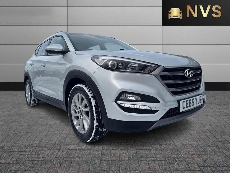 Used Hyundai Tucson SE 116 HP (85 kW) 2015 Silver SUV