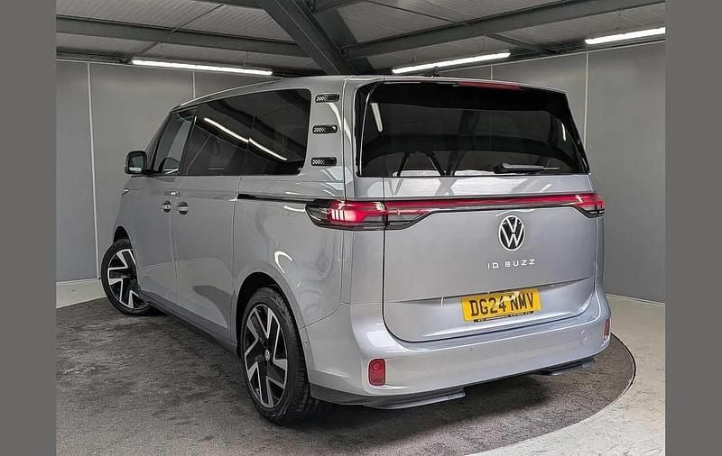 Used VW ID. Buzz Pro 150 kW (204 HP) 2024 Silver MPV