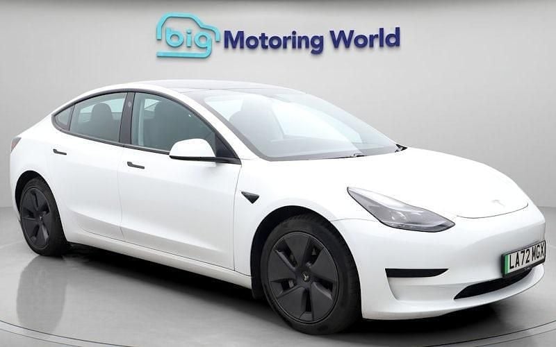 Used Tesla Model 3 RWD 222 kW (302 HP) 2022 White Sedan
