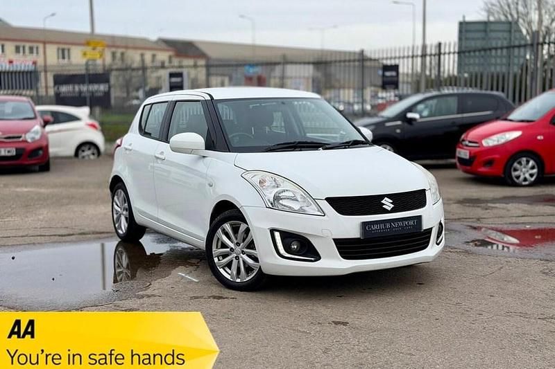 Used Suzuki Swift SZ3 2014 White Hatchback