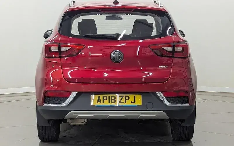 Used MG ZS Excite 106 HP (77 kW) 2018 Red SUV
