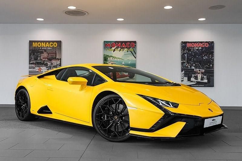 Giallo inti Used 2023 Lamborghini Huracán Coupe | £204,500 - Image 1/4