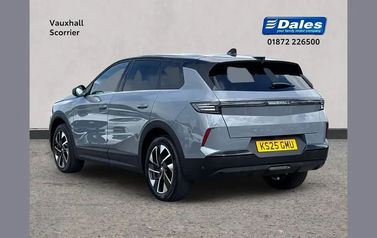 Used Vauxhall Grandland X Ultimate 134 HP (98 kW) 2025 Grey SUV