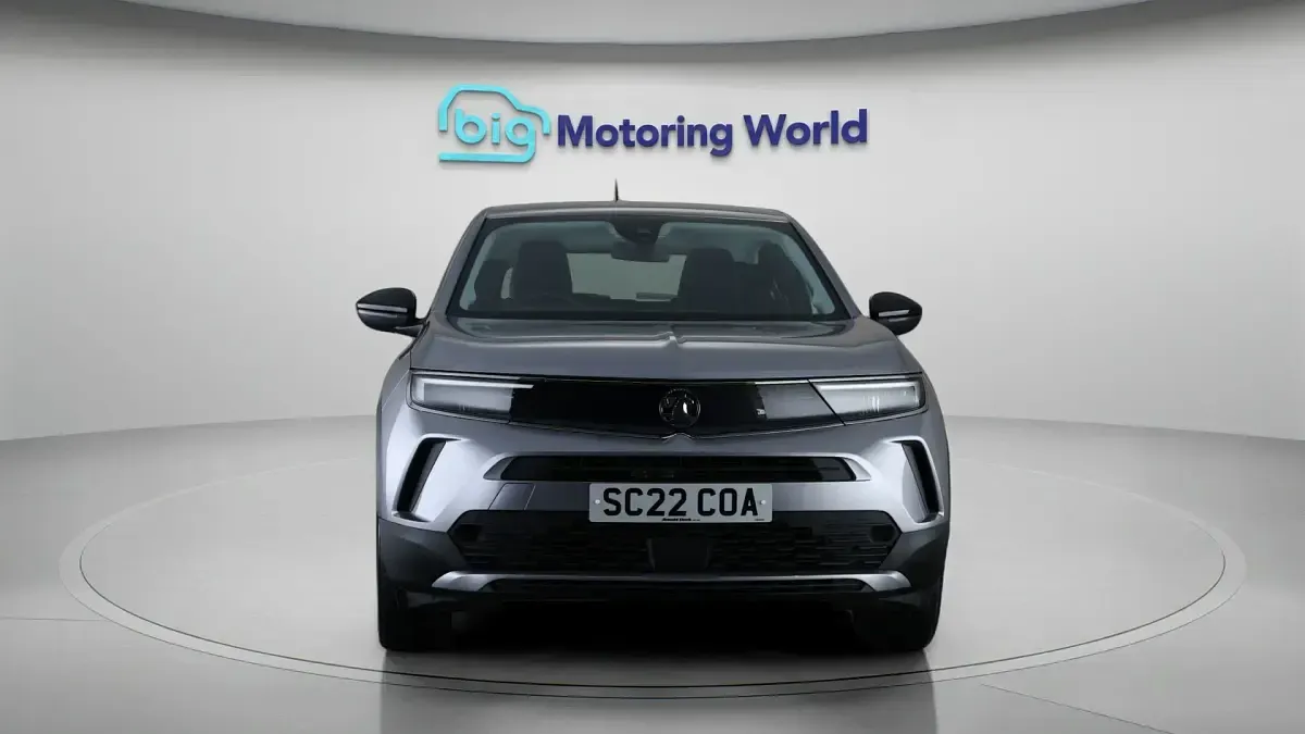 Used Vauxhall Mokka Design Edition 100 HP (73 kW) 2022 Grey SUV