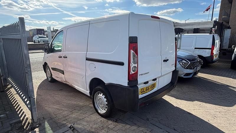 Used Peugeot Expert 2016 White Van