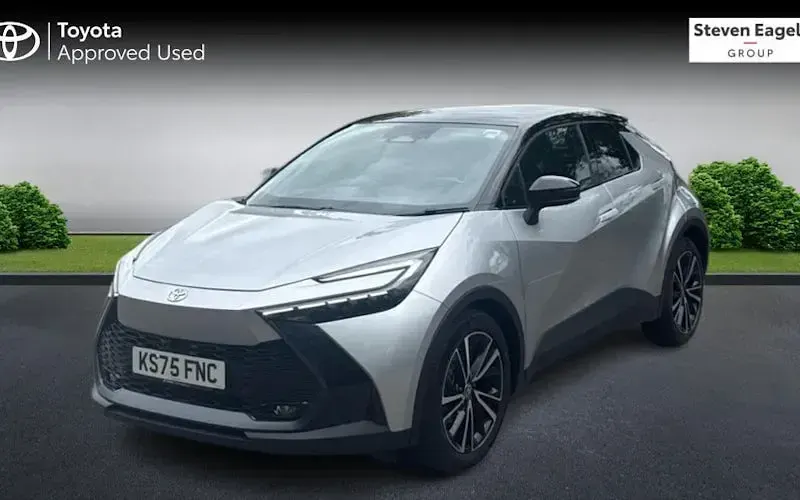 Used Toyota C-HR 140 HP (102 kW) 2026 SUV