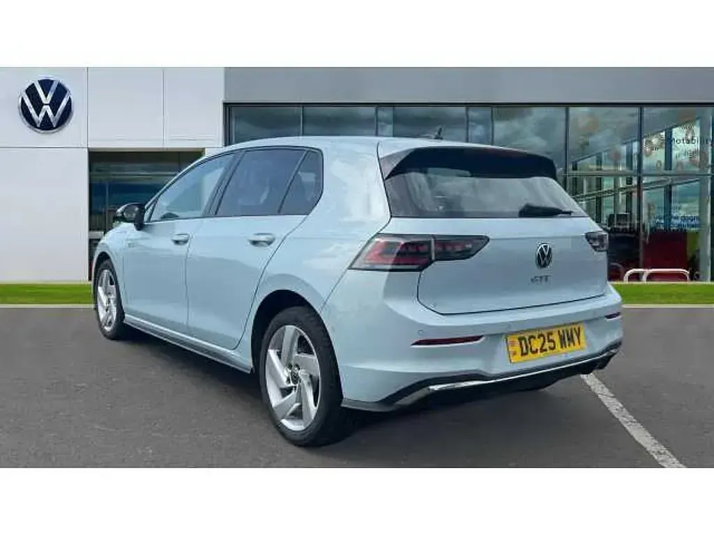Used VW Golf VIII 272 HP (200 kW) 2025