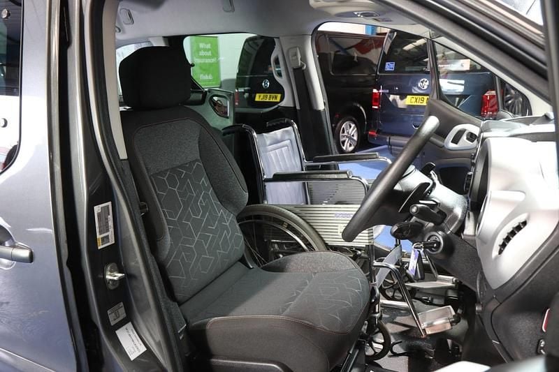 Second-hand Peugeot Partner 2017 Gri Monovolum