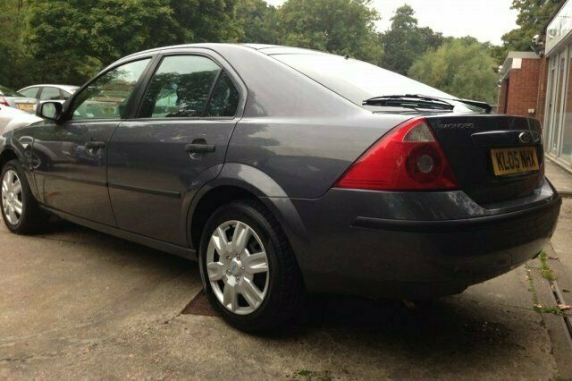 Używany Ford Mondeo 2005 Hatchback