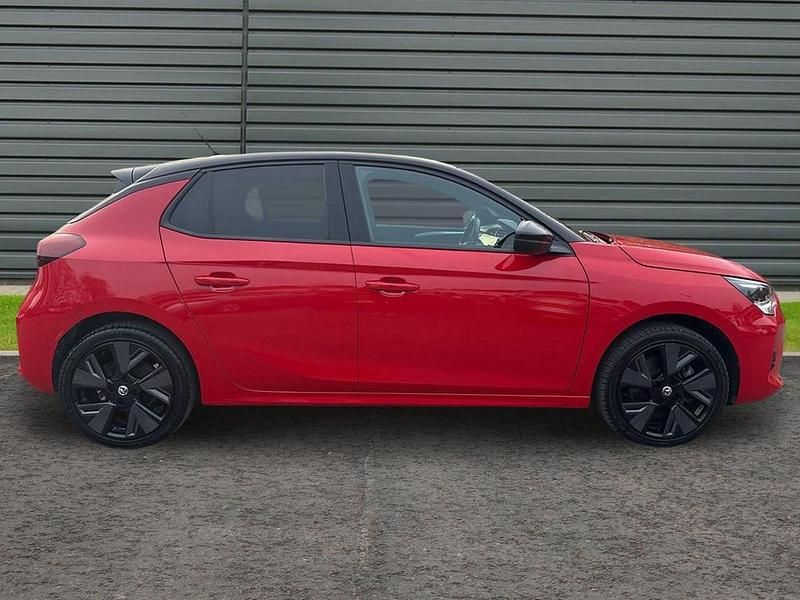 Used Vauxhall Corsa-e Edition 98 kW (134 HP) 2022 Red Hatchback
