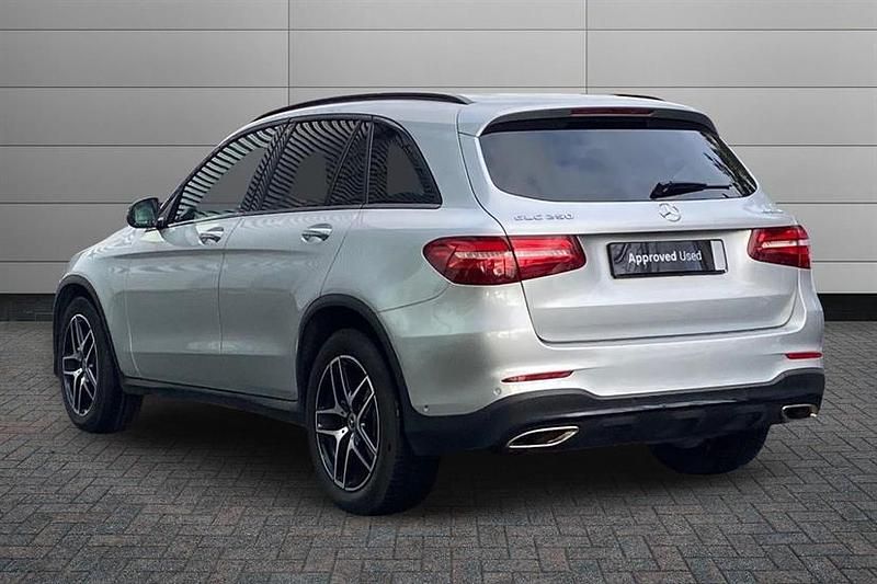 Used Mercedes GLC250 AMG 211 HP (155 kW) 2019 Iridium silver Estate