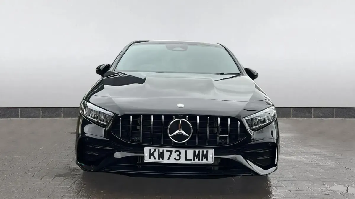 Usado Mercedes A35 AMG Premium 306 HP (225 kW) 2023 Preto Citadino
