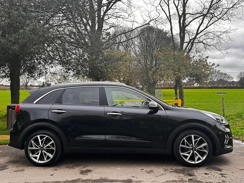 Used Kia Niro 139 HP (102 kW) 2019 Black SUV