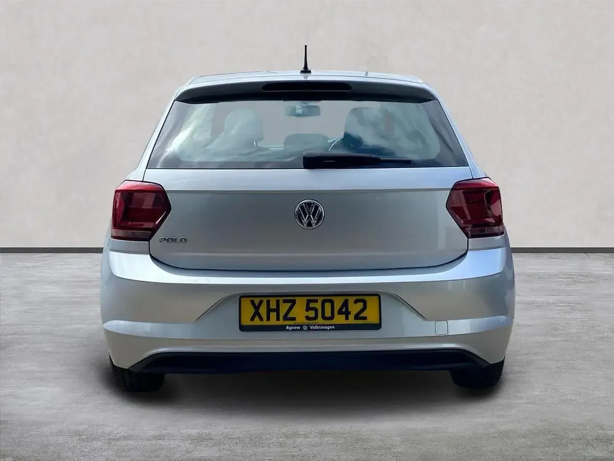 Used VW Polo SE 80 HP (58 kW) 2020 Silver Hatchback