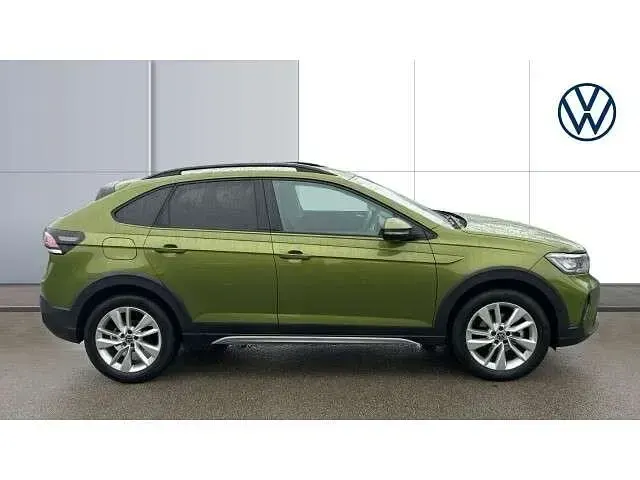 Begagnad VW Taigo Match 116 HK (85 kW) 2025 Grön SUV