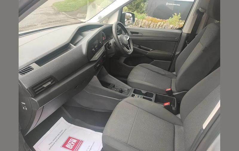 Used VW Caddy 120 HP (88 kW) 2022 Silver MPV