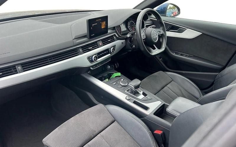 Used Audi A4 S-Line 150 HP (110 kW) 2018 Blue Sedan