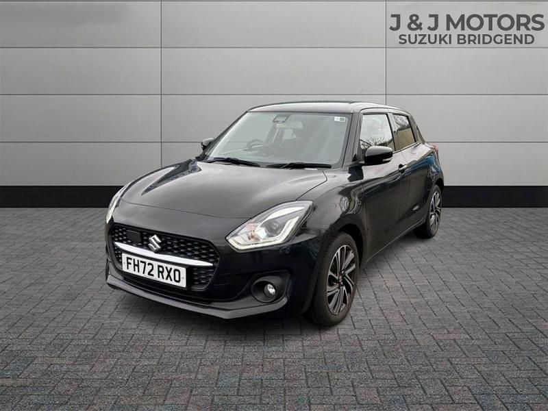 Usado Suzuki Swift SZ5 83 HP (61 kW) 2023 Preto Citadino