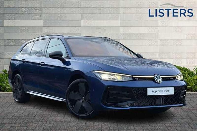 Begagnad VW Passat R-line 272 HK (200 kW) 2026 Blå Kombi