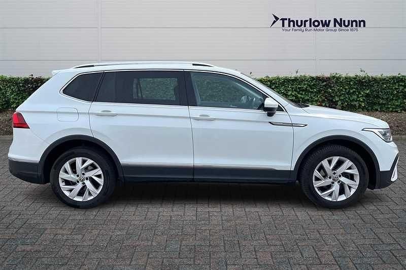 Used VW Tiguan Life 150 HP (110 kW) 2023 White SUV
