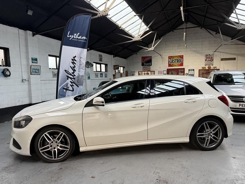 Used Mercedes A160 AMG line 102 HP (75 kW) 2018 White Hatchback