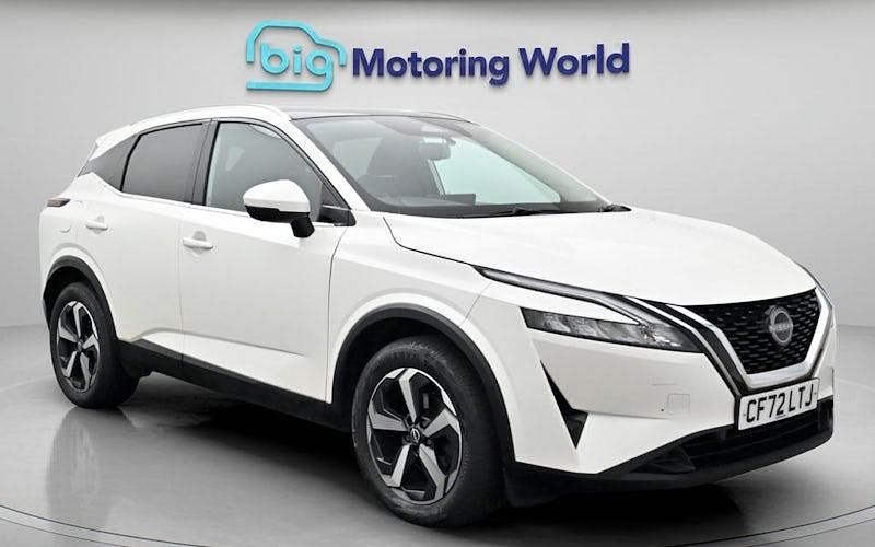 Used Nissan Qashqai N-Connecta 140 HP (102 kW) 2023 White SUV
