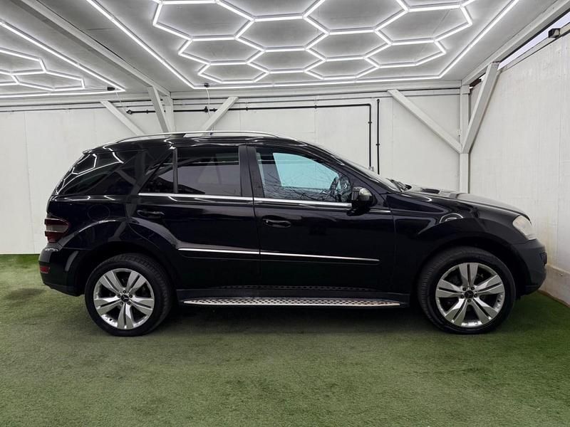 Usado Mercedes ML280 2008 Preto SUV