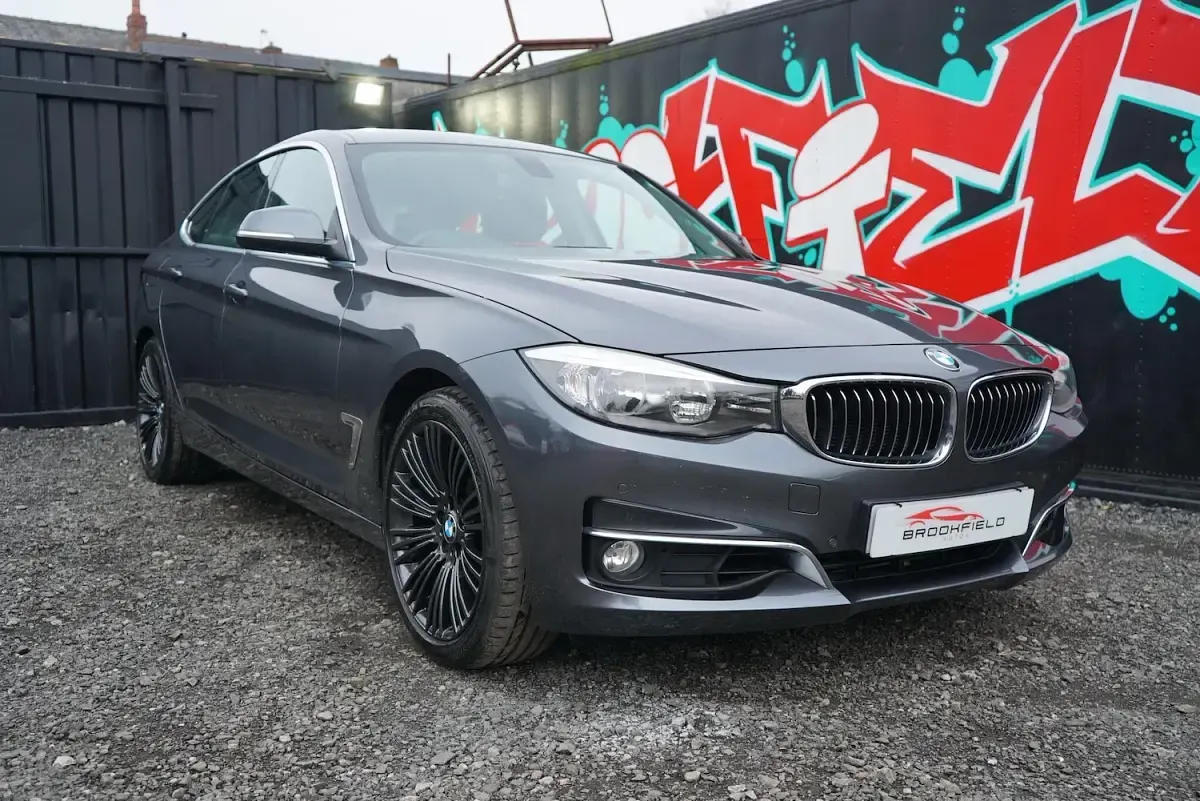 Used BMW 330 Luxury Line 2015 Grey Hatchback