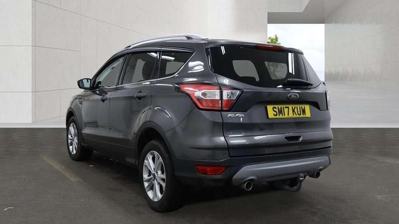 Used Ford Kuga Titanium 150 HP (110 kW) 2017 Grey SUV