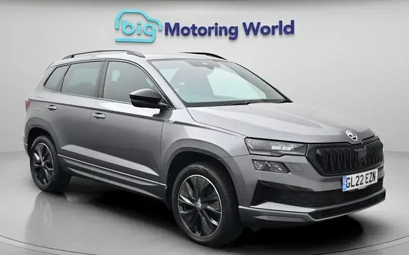 Gebraucht Skoda Karoq SportLine 150 PS (110 kW) 2024 SUV