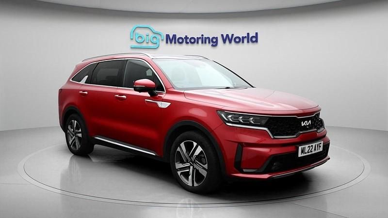 Used Kia Sorento 226 HP (166 kW) 2022 Red SUV