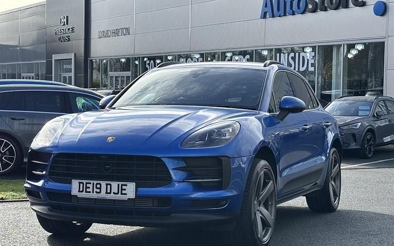 Usado Porsche Macan 245 HP (180 kW) 2020 SUV