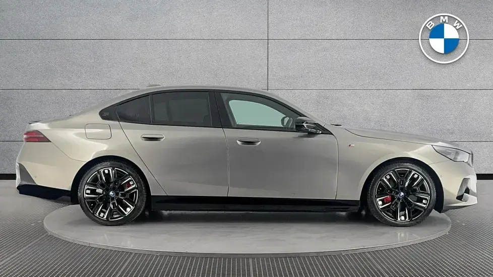 Used BMW i5 Comfort Edition 436 kW (593 HP) 2024 Grey