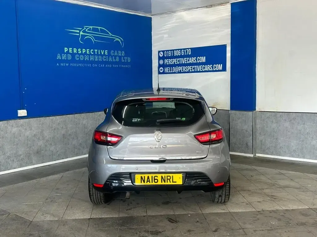 Używany Renault Clio IV Dynamique 90 KM (66 kW) 2016 Szary Hatchback