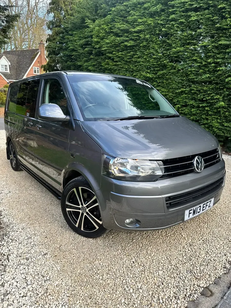 Second-hand VW Transporter Highline 180 CP (132 kW) 2013 Gri Van