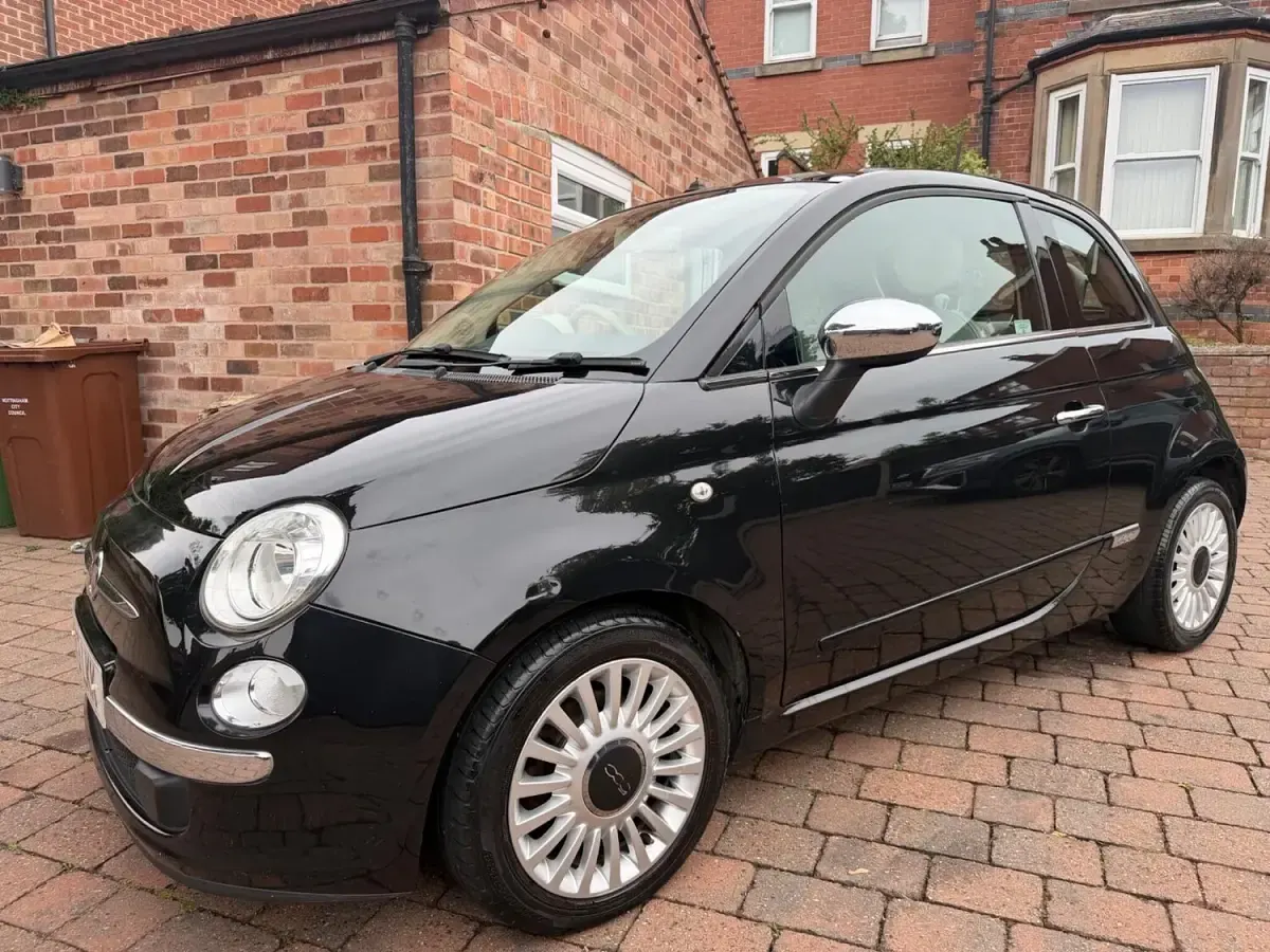 Used Fiat 500 Lounge 85 HP (62 kW) 2013 Black Hatchback