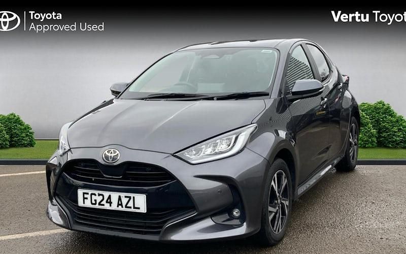 Used Toyota Yaris Hybrid Design 116 HP (85 kW) 2026 Hatchback