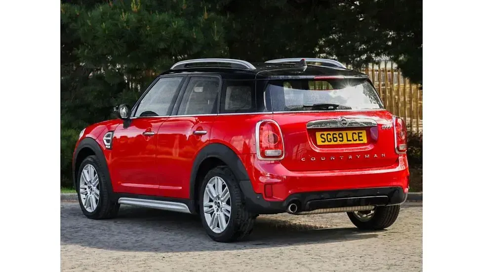 Used Mini Cooper Countryman Exclusive 136 HP (100 kW) 2019 Red SUV