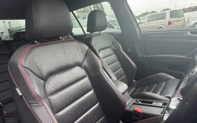 Used VW Golf VII GTI 245 HP (180 kW) 2019 Hatchback