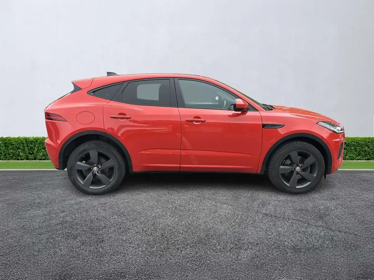 Used Jaguar E-Pace Chequered Flag 150 HP (110 kW) 2020 Red SUV