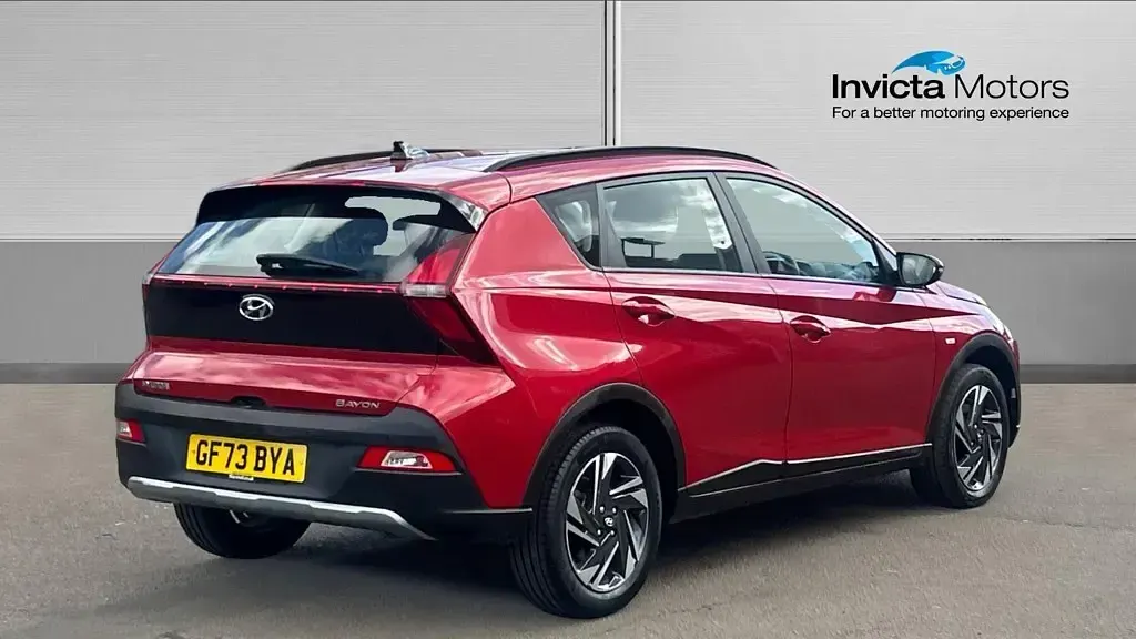 Used Hyundai Bayon SE 100 HP (73 kW) 2023 Red SUV