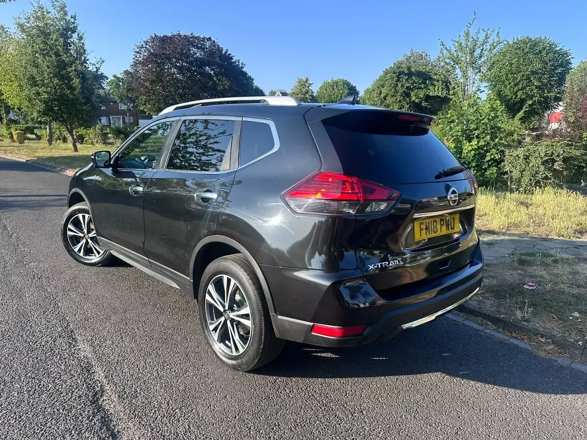 Used Nissan X-Trail N-Connecta 130 HP (95 kW) 2018 Black SUV