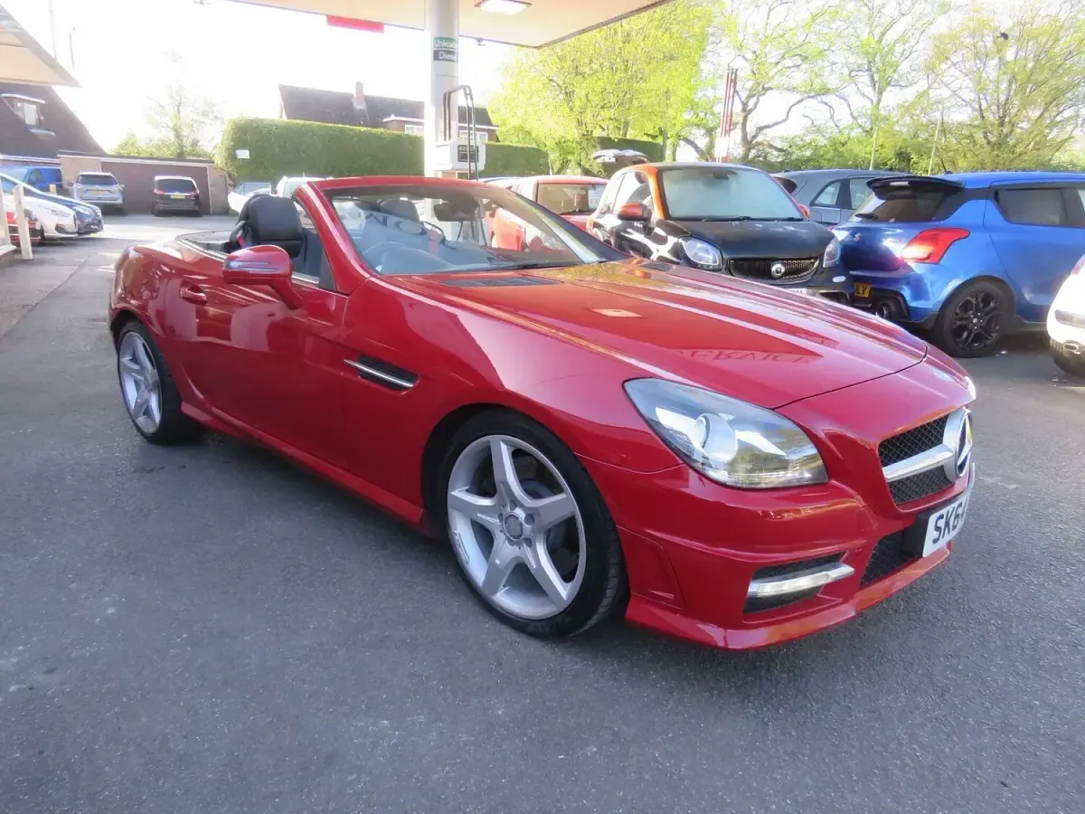 Used Mercedes SLK250 AMG 2014 Red Cabriolet